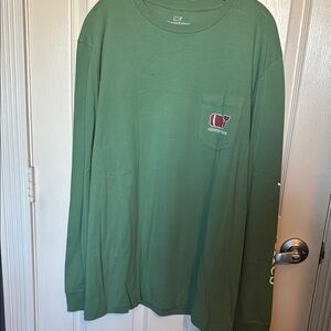 Vineyard Vines Green Long Sleeve Men's Shirt NWOT never worn
